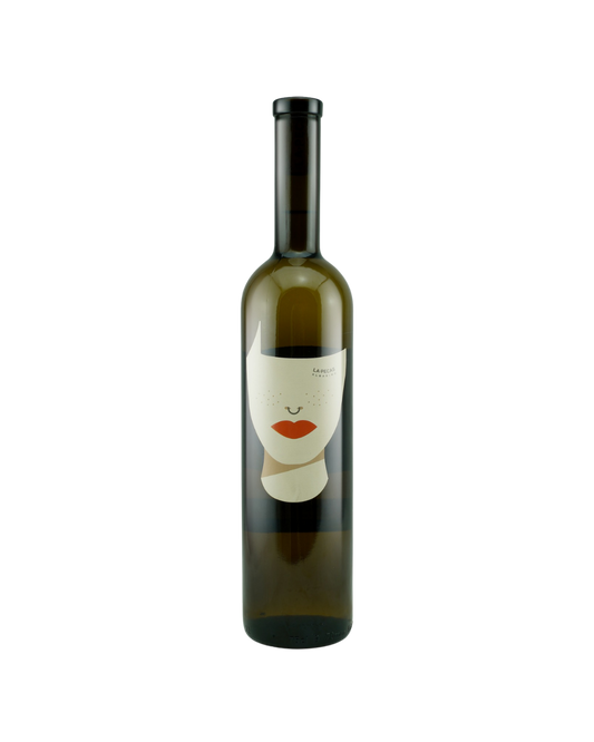 Botella de vino blanco La Pecas de la bodega Olga Wines